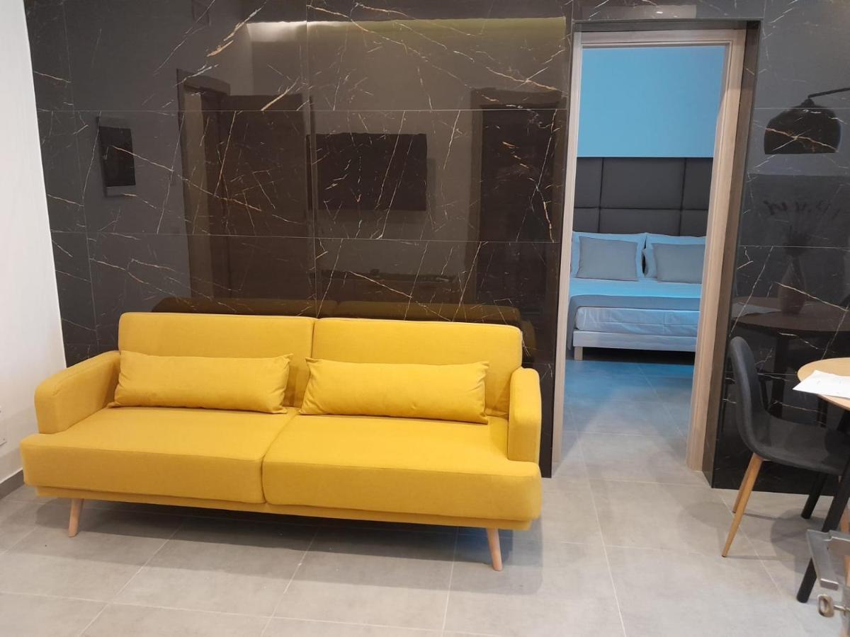 Baaria House Hotel Барселона-Поцо ди Гото Екстериор снимка