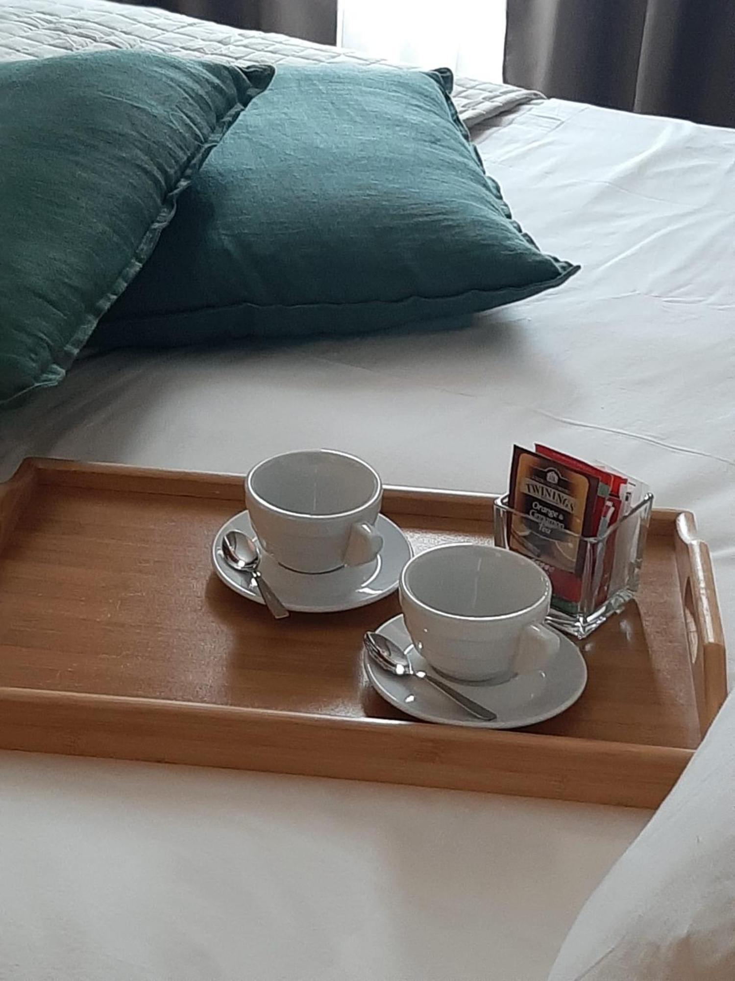 Baaria House Hotel Барселона-Поцо ди Гото Екстериор снимка