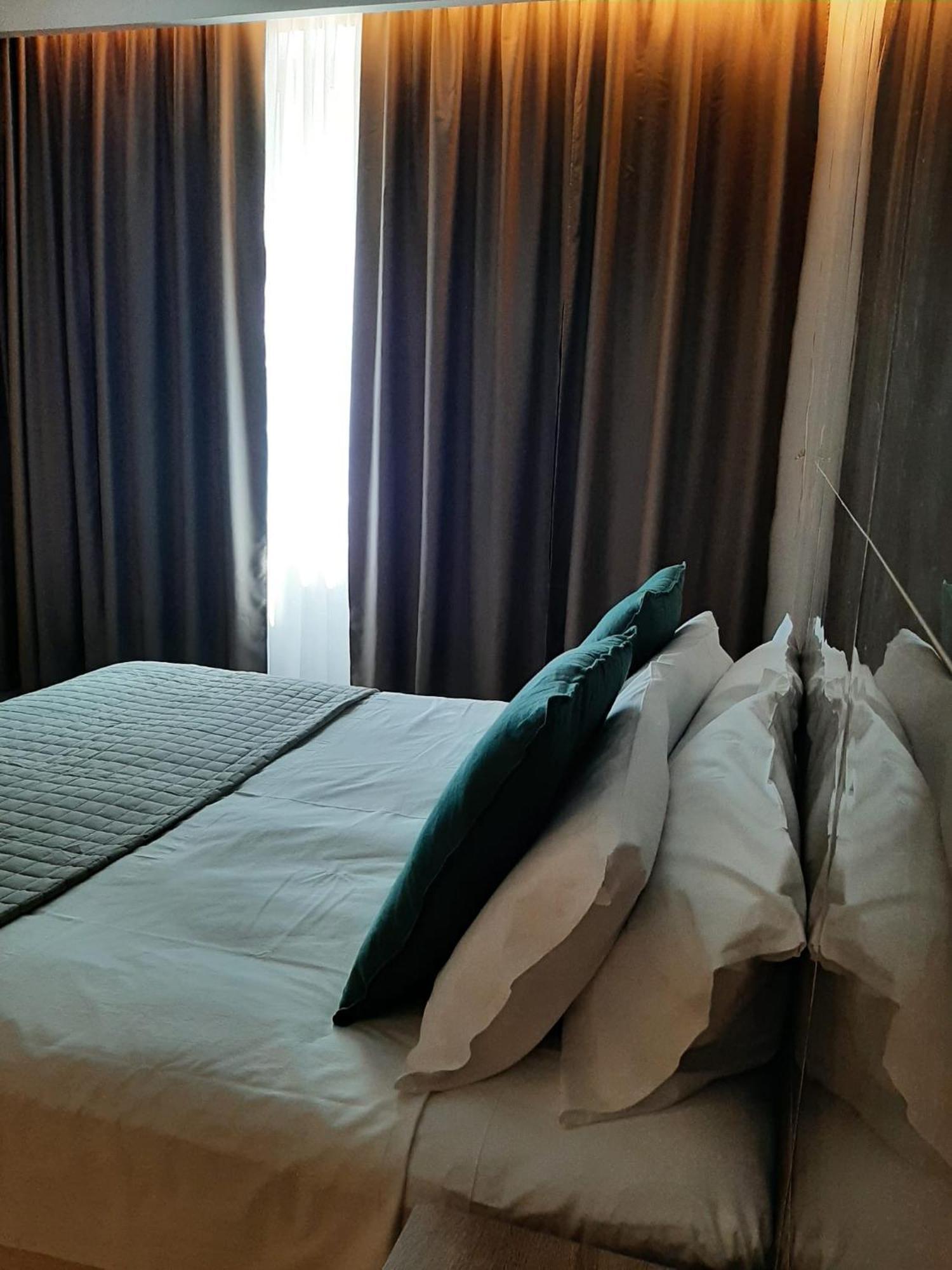 Baaria House Hotel Барселона-Поцо ди Гото Екстериор снимка