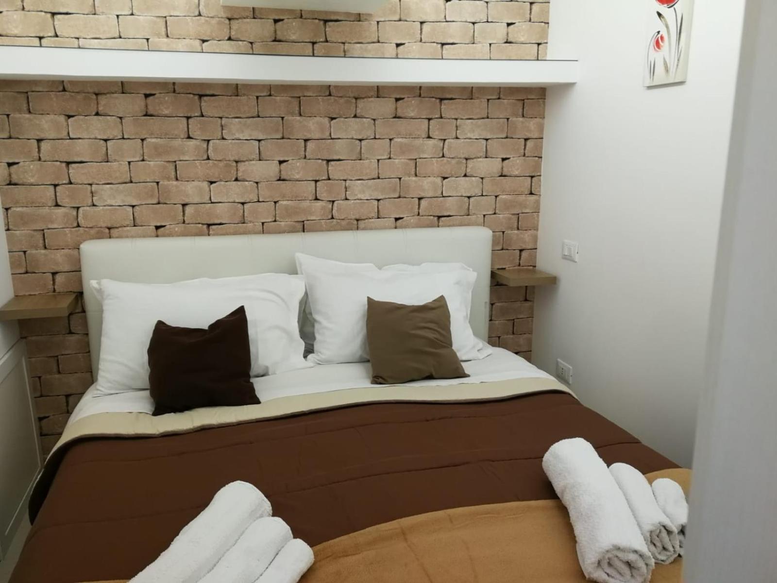 Baaria House Hotel Барселона-Поцо ди Гото Екстериор снимка